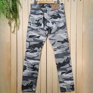 True Religion Men's Jeans Camoflage Gray Size 29